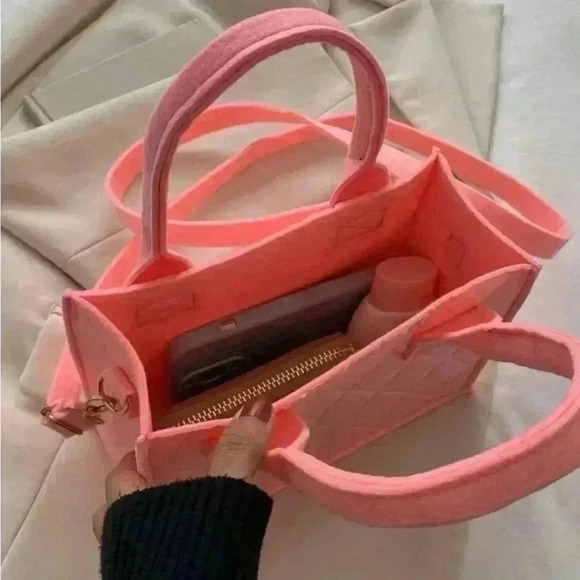 ⚠️Clearance💕Stitched Square Pink Bag - Picture 6 of 6